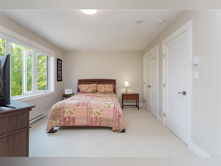 2019 Seawind Way, Sidney, BC, V8L 0C4 - 23