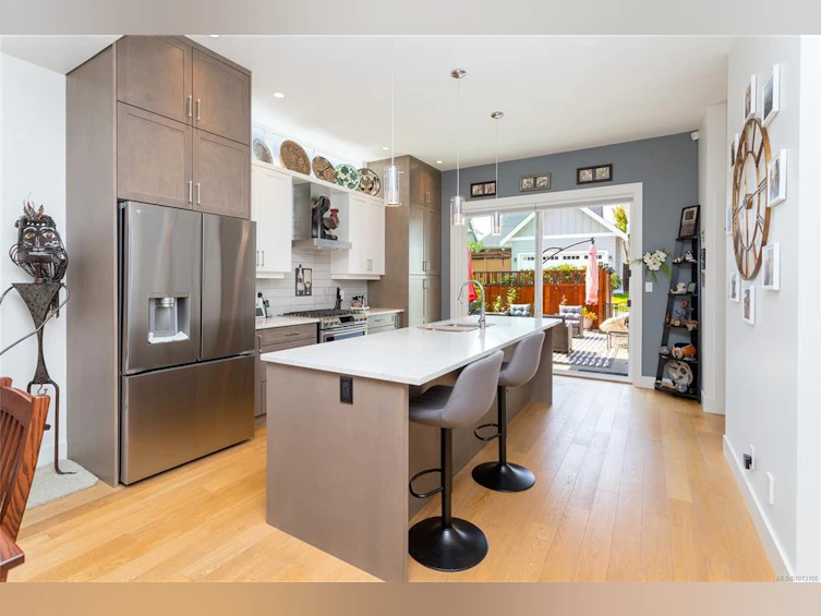 2019 Seawind Way, Sidney, BC, V8L 0C4 - 12