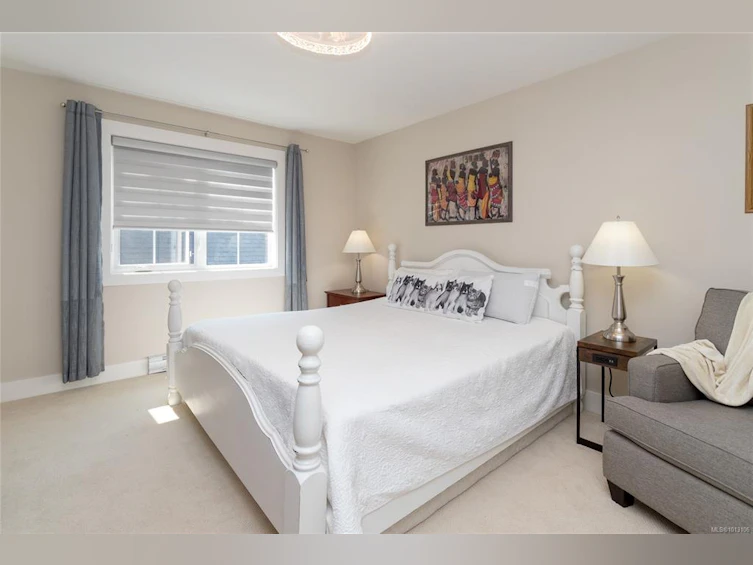 2019 Seawind Way, Sidney, BC, V8L 0C4 - 26