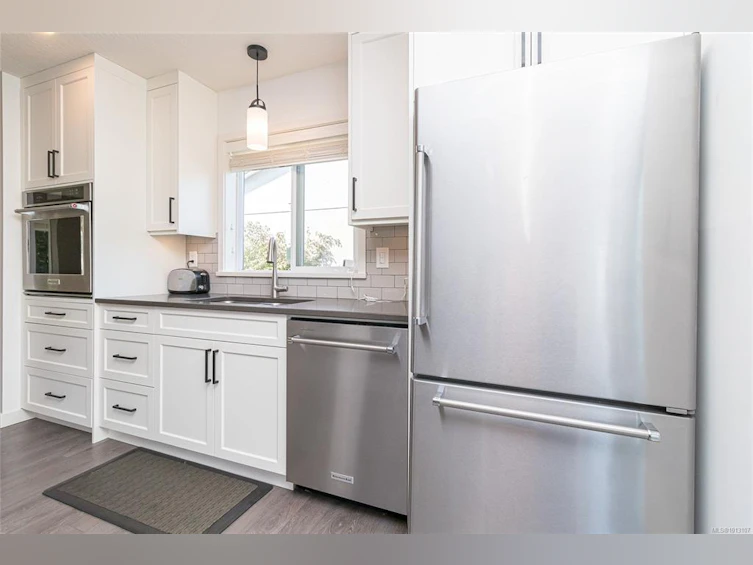 2044 Winmeadow Place, Sidney, BC, V8L 4S3 - 16