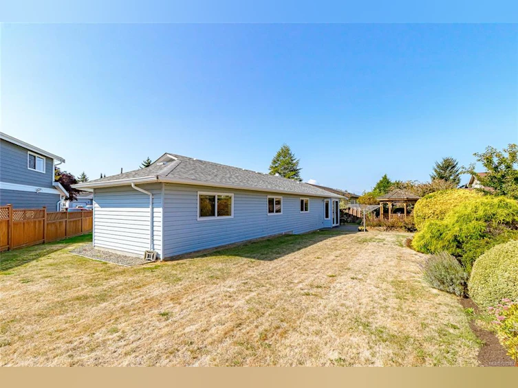 2044 Winmeadow Place, Sidney, BC, V8L 4S3 - 39