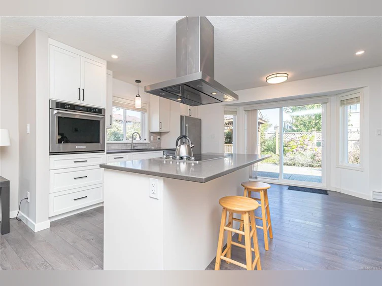 2044 Winmeadow Place, Sidney, BC, V8L 4S3 - 14