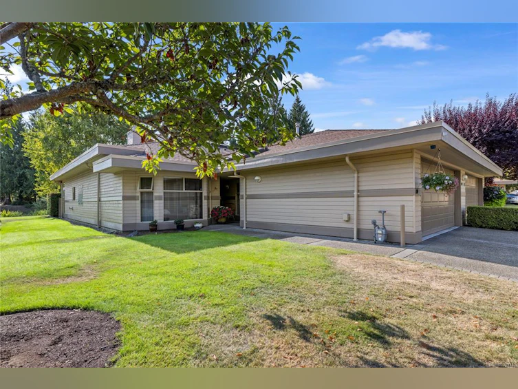 889 Lakes Boulevard, French Creek, BC, V9P 2P8 - 40