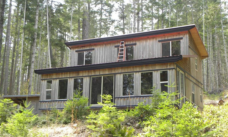 66 Spring Bay Road