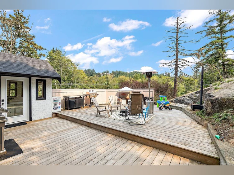729 Latoria Road, Langford, BC, V9C 4J1 - 24