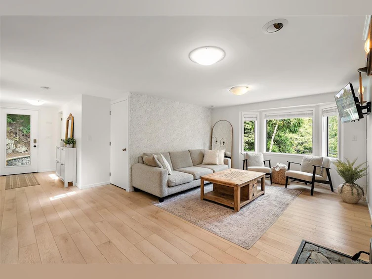729 Latoria Road, Langford, BC, V9C 4J1 - 3