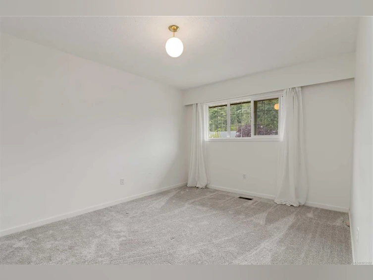 1492 Edgemont Road, Saanich, BC, V8N 4P8 - 15