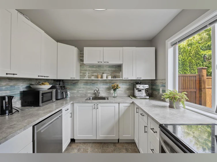 2932 Huckleberry Place, Courtenay, BC, V9N 9W7 - 36