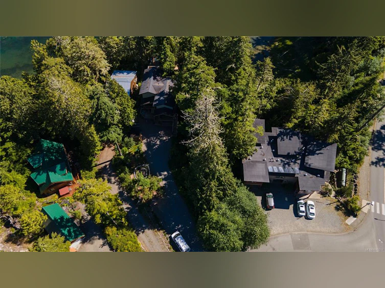 215 Boardwalk Boulevard, Ucluelet, BC, V0R 3A0 - 9