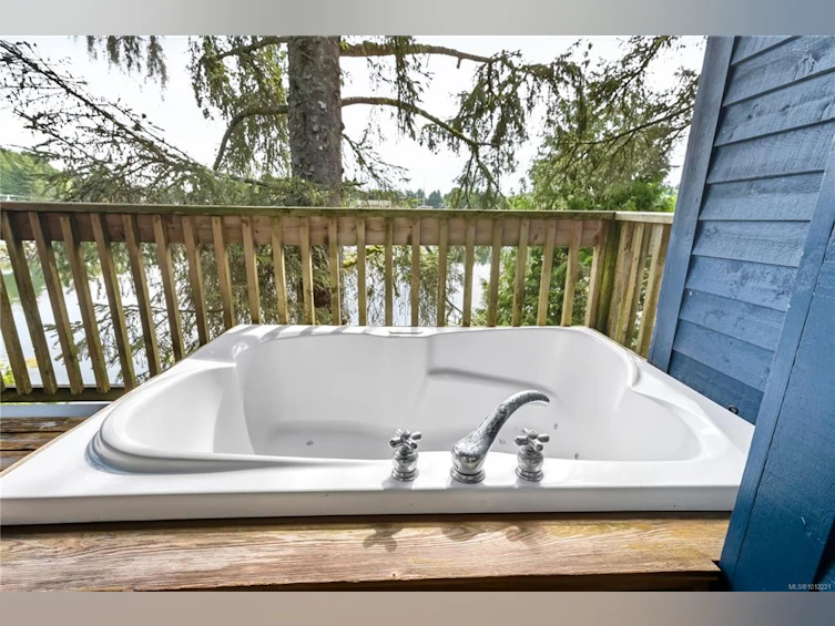 1003-1971 Harbour Crescent, Ucluelet, BC, V0R 3A0 - 17