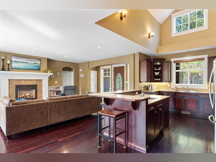 1209 Courtney Road, Coombs, BC, V0R 1V0 - 7