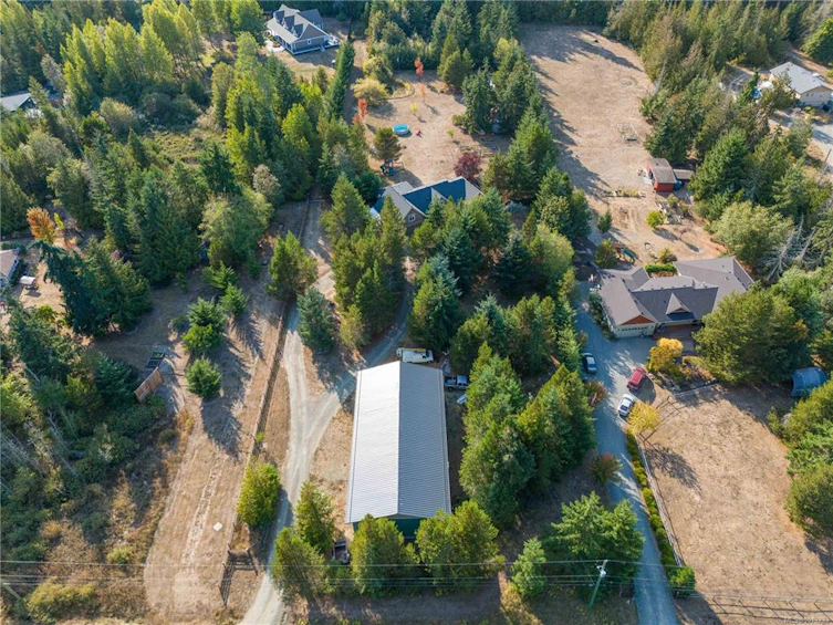 1209 Courtney Road, Coombs, BC, V0R 1V0 - 2