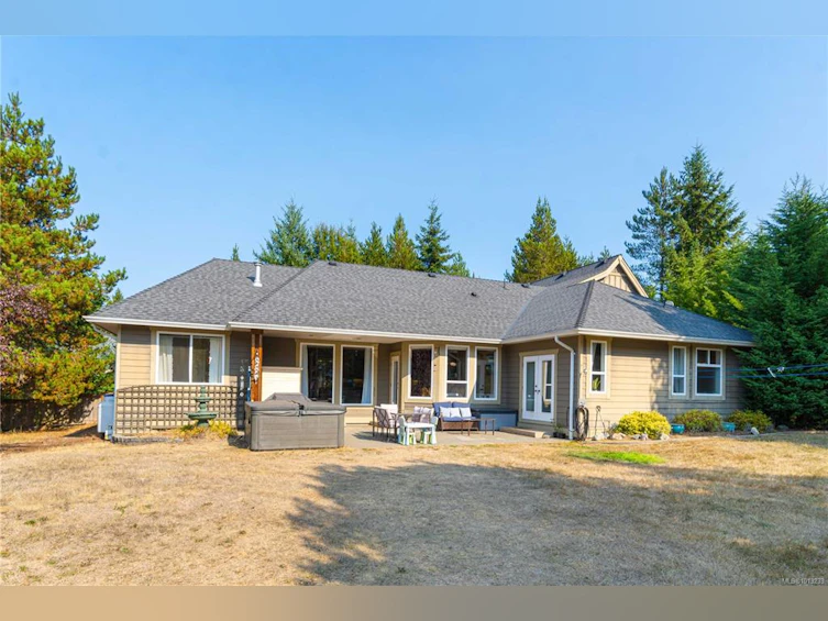 1209 Courtney Road, Coombs, BC, V0R 1V0 - 15