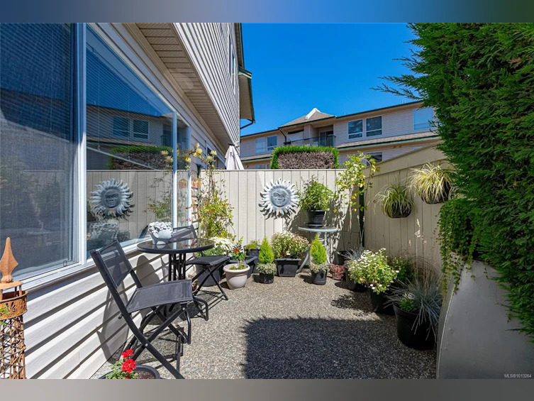 5-1910 Bowen Road, Nanaimo, BC, V9S 5S6 - 2