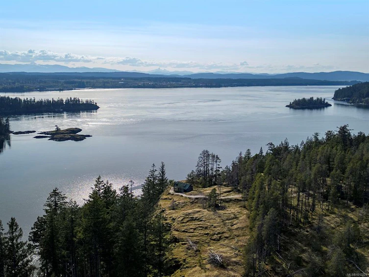 875 Gowlland Harbour Road, Quadra Island, BC, V0P 0A7 - 20