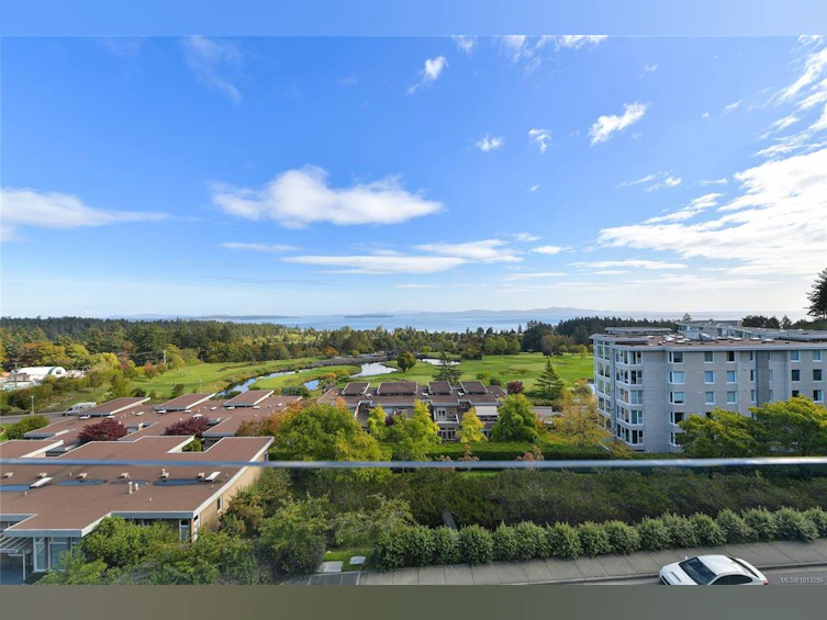 502-748 Sayward Hill Terrace, Saanich, BC, V8Y 3K1 - 62