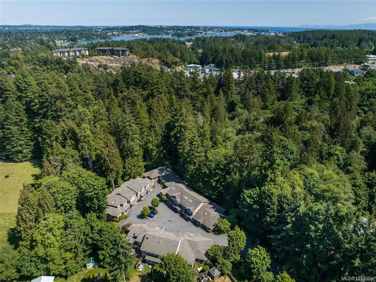 6-199 Atkins Road, View Royal, BC, V9B 2Z9 - 2