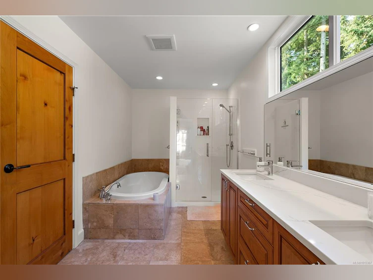 1661 Lands End Road, North Saanich, BC, V8L 5L5 - 25