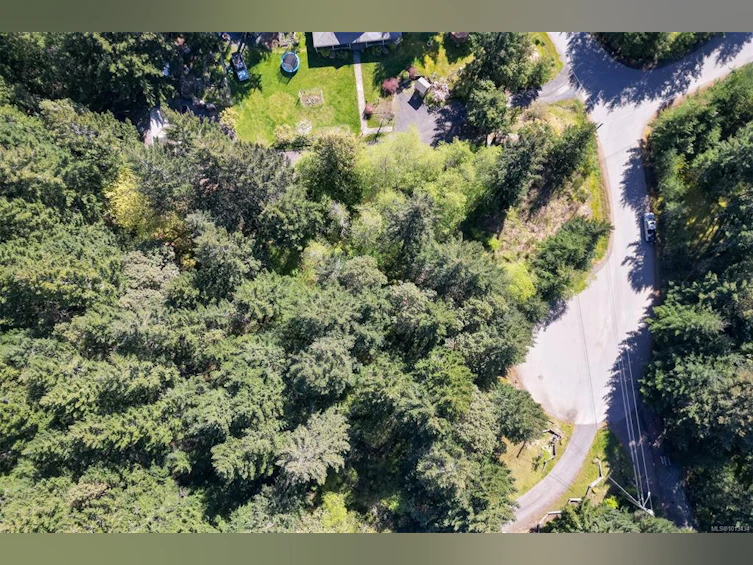 724 Emma Dixon Road, Highlands, BC, V9B 6J3 - 8