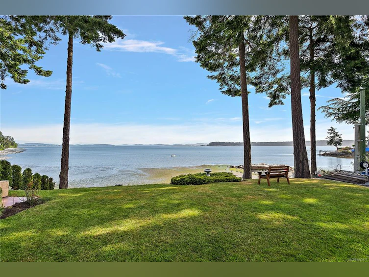 8001 Arthur Drive, Central Saanich, BC, V8M 1V4 - 23