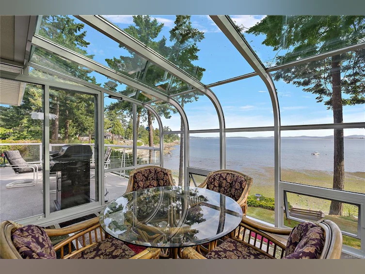 8001 Arthur Drive, Central Saanich, BC, V8M 1V4 - 4