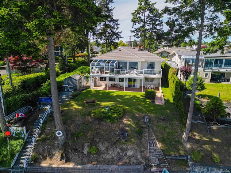 8001 Arthur Drive, Central Saanich, BC, V8M 1V4 - 20