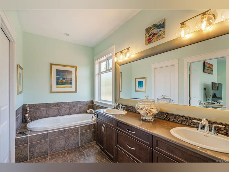 2050 Sun King Road, Coombs, BC, V0R 1M0 - 26
