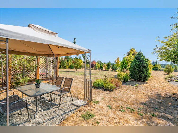 2050 Sun King Road, Coombs, BC, V0R 1M0 - 37