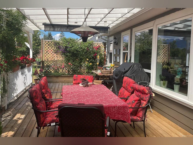 2050 Sun King Road, Coombs, BC, V0R 1M0 - 34