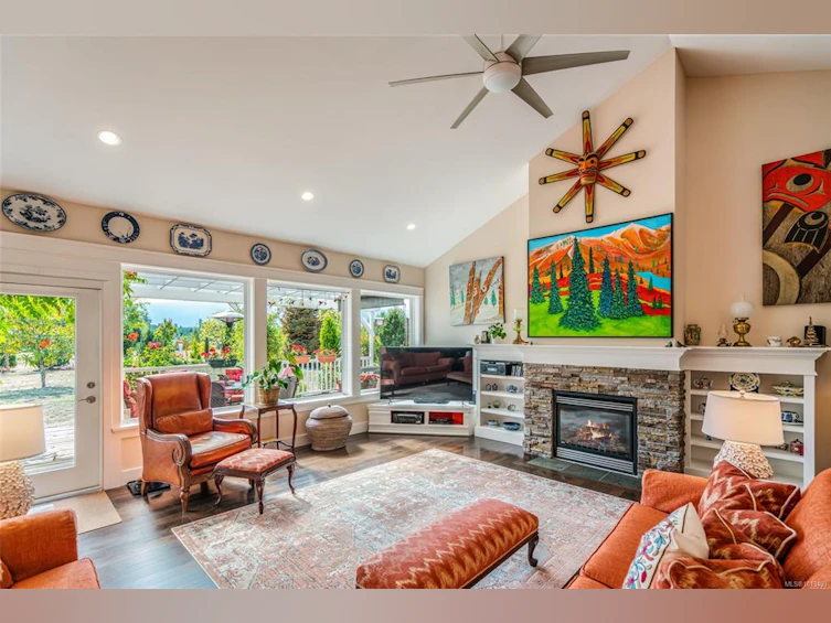 2050 Sun King Road, Coombs, BC, V0R 1M0 - 18