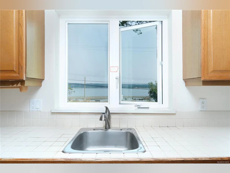 204A-650 S Island Highway, Campbell River, BC, V9W 1A6 - 8