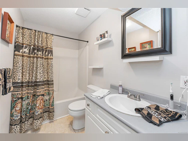 3350 Redden Road, Fairwinds, BC, V9P 9H4 - 47