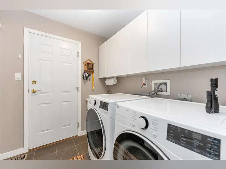 3350 Redden Road, Fairwinds, BC, V9P 9H4 - 36