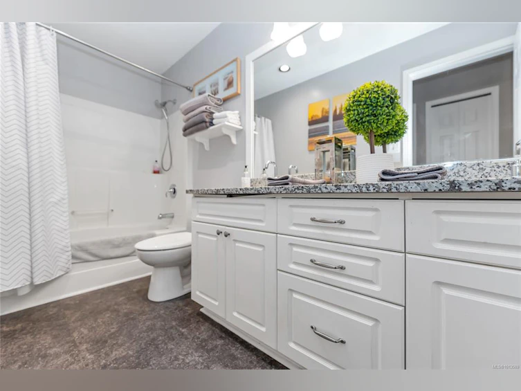 3350 Redden Road, Fairwinds, BC, V9P 9H4 - 34
