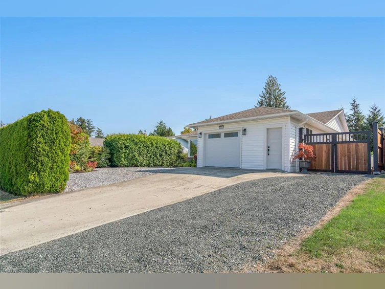 736 Humphrey Road, Parksville, BC, V9P 1C8 - 10