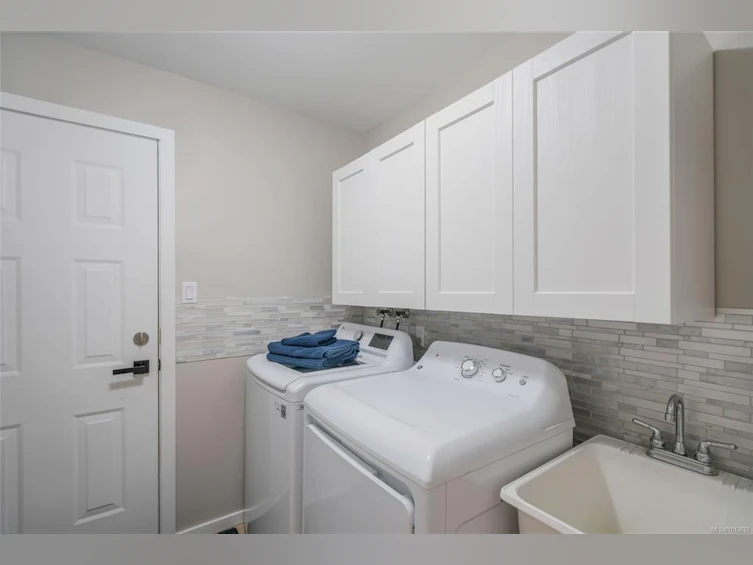 736 Humphrey Road, Parksville, BC, V9P 1C8 - 24