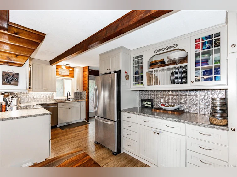 3962 Barclay Road, Campbell River, BC, V9W 4Y4 - 11