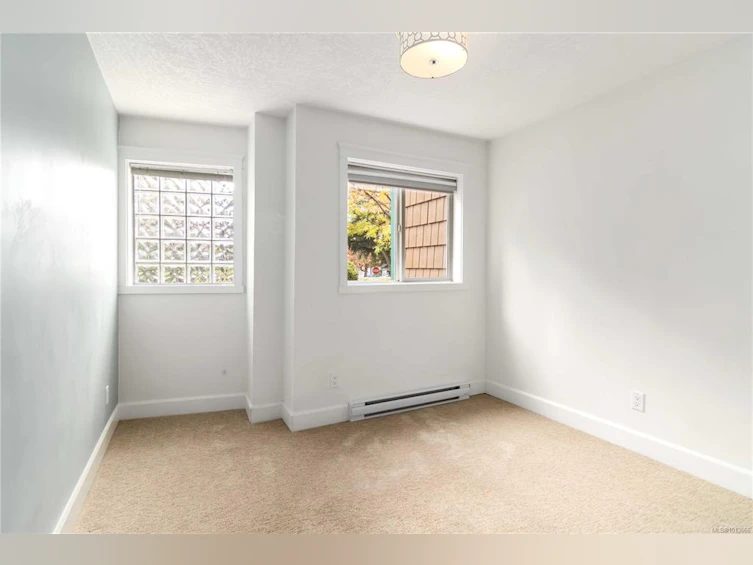 102-894 Vernon Avenue, Saanich, BC, V8X 2W6 - 21