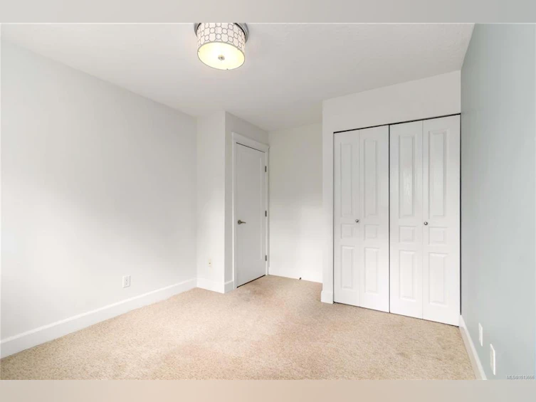 102-894 Vernon Avenue, Saanich, BC, V8X 2W6 - 22