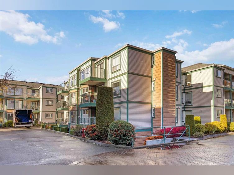 102-894 Vernon Avenue, Saanich, BC, V8X 2W6 - 40