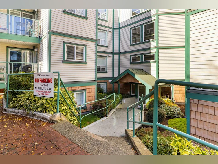 102-894 Vernon Avenue, Saanich, BC, V8X 2W6 - 36