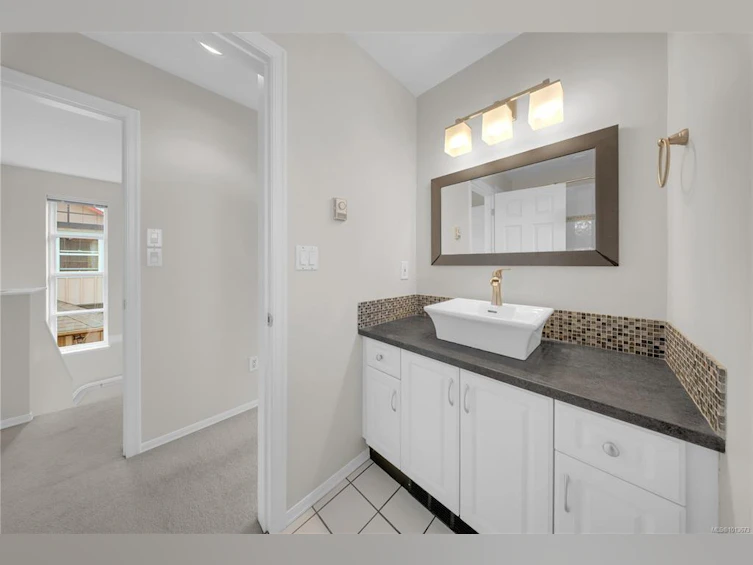 2260 Kinross Avenue, Oak Bay, BC, V8R 2N5 - 25