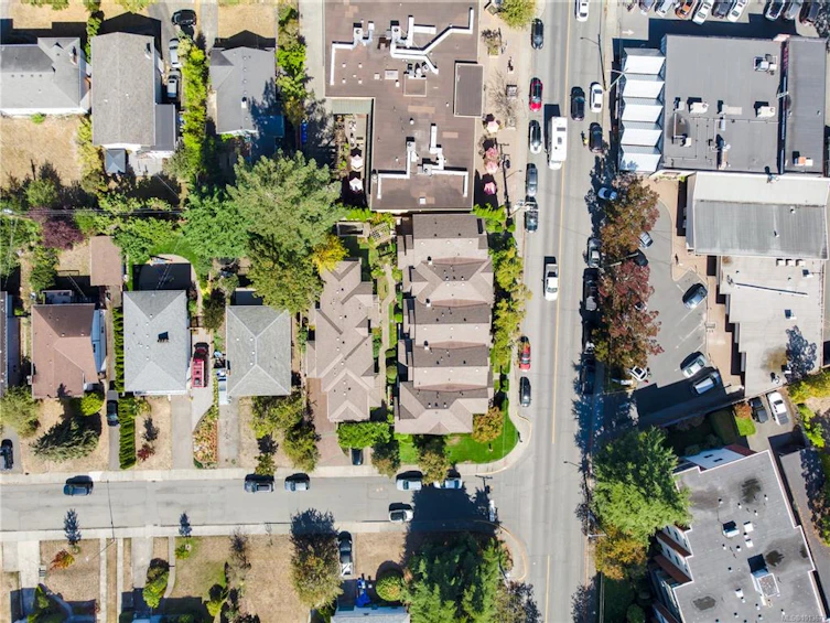 2260 Kinross Avenue, Oak Bay, BC, V8R 2N5 - 32