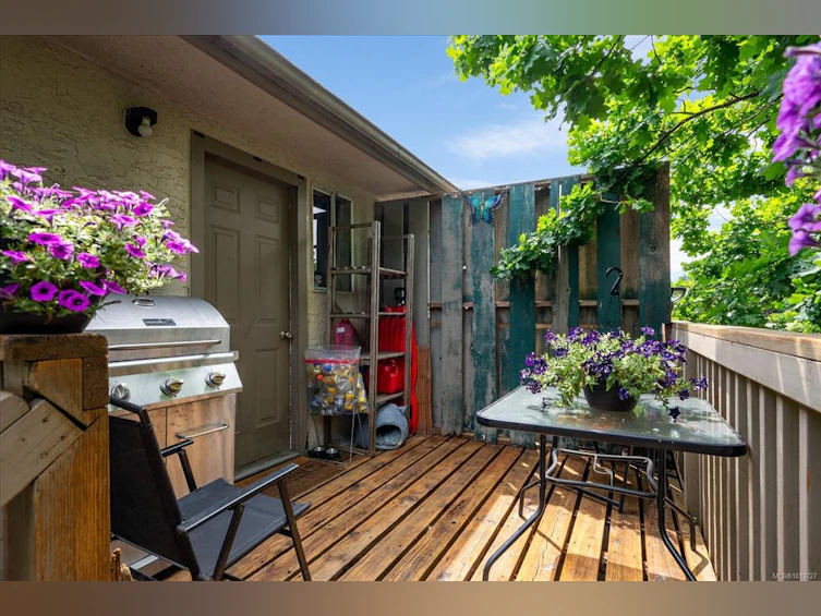 A & B-123 Adams Avenue, Nanaimo, BC, V9S 4R9 - 36