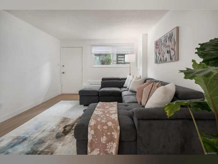 A & B-123 Adams Avenue, Nanaimo, BC, V9S 4R9 - 4