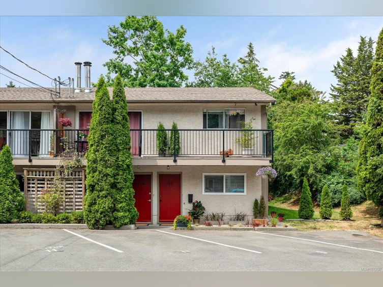 A & B-123 Adams Avenue, Nanaimo, BC, V9S 4R9