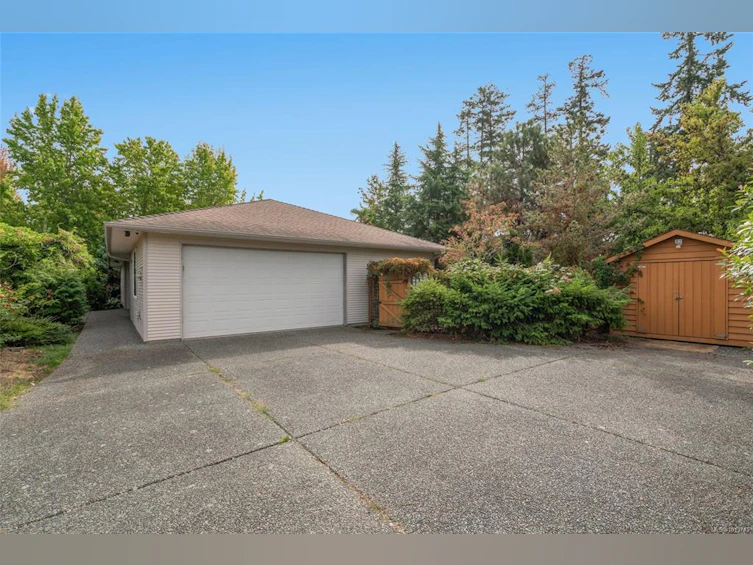 701 Humphrey Road, Parksville, BC, V9P 2V8 - 9