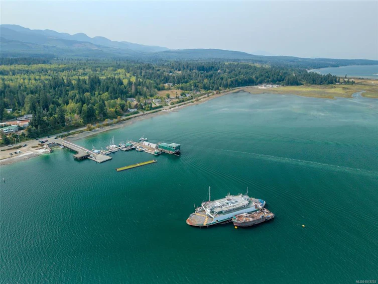 7442 Yake Road, Fanny Bay, BC, V0R 1W0 - 50