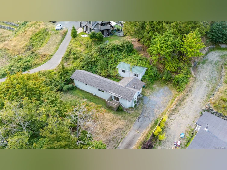 3010 Hillview Road, Nanaimo, BC, V0R 2H0 - 4