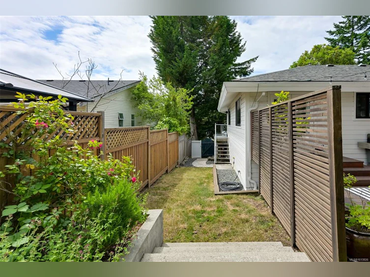 632 Cairndale Road, Colwood, BC, V9C 2R2 - 50
